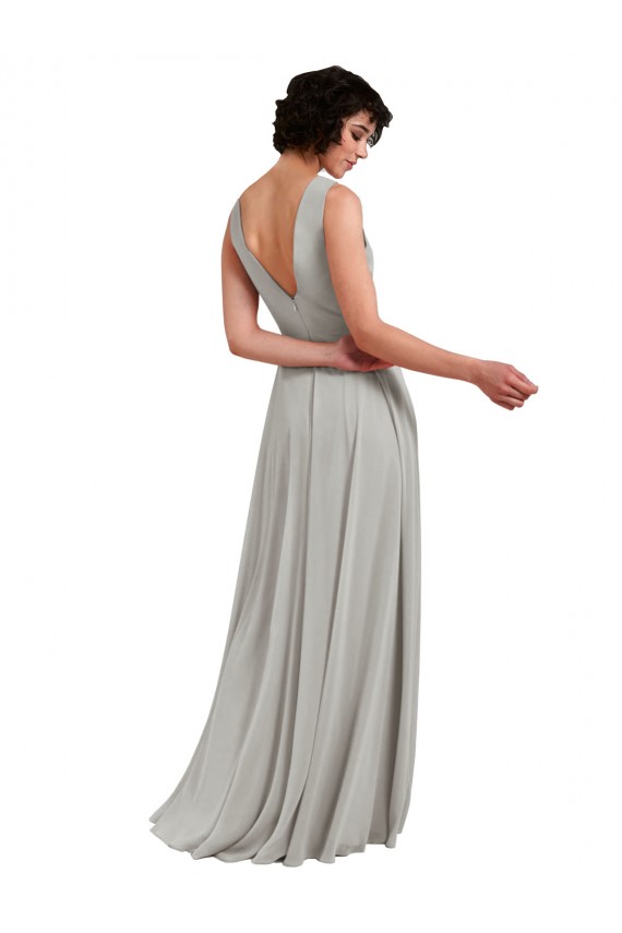 Best Daring Plunging V-Neck Long Chiffon Bridesmaid Dress with Pleated Bodice UK