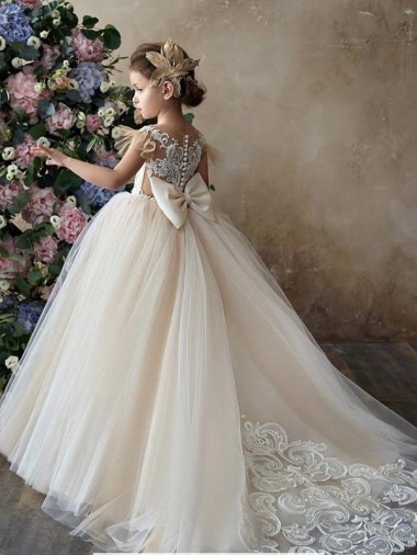Best Champagne Ball Gown Sweetheart Chapel Train Sleeveless Flower Girl Dress UK